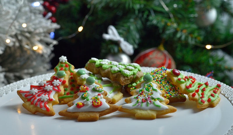 biscotti di pan di zenzero a forma di albero di Natale con farina del Mulino Ballesio